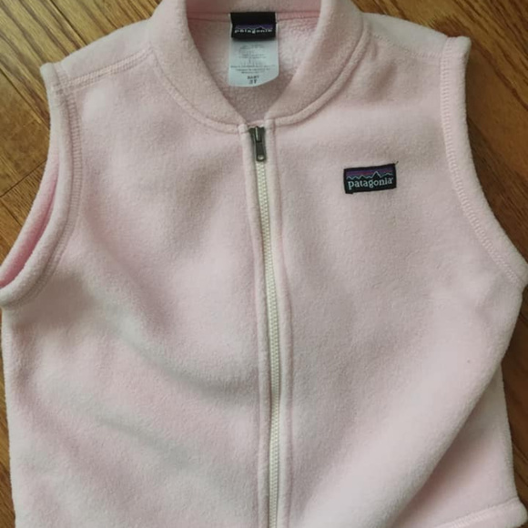Patagonia Other - Girl's light pink Patagonia fleece vest 3T